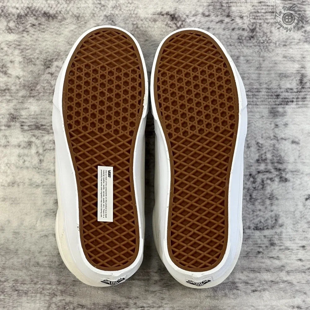 NIB - Vans Chukka Push 